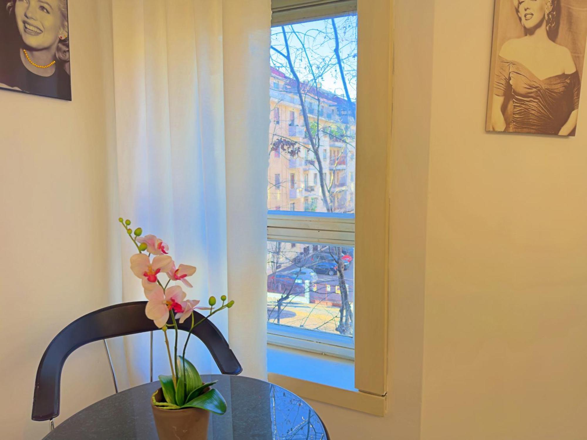 Appartme Guest House Doria 17 มิลาน ภายนอก รูปภาพ